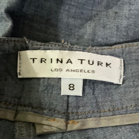 Trina Turk Blue Denim Cargo Capri Short Pants Size 8 - Picture 8 of 9